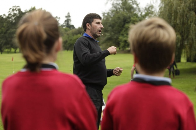 Jos Mara Olazbal, Premio Prncipe de Asturias de los Deportes, visita el Real Club de Golf de Castiello en Gijn