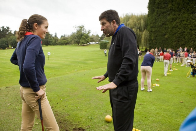 Jos Mara Olazbal, Premio Prncipe de Asturias de los Deportes, visita el Real Club de Golf de Castiello en Gijn