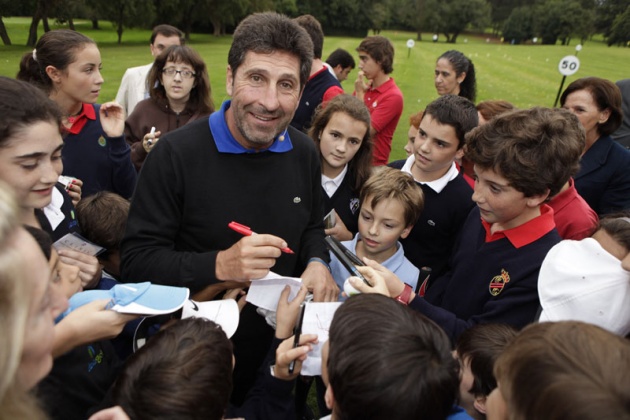 Jos Mara Olazbal, Premio Prncipe de Asturias de los Deportes, visita el Real Club de Golf de Castiello en Gijn