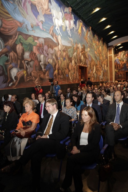 Charla de Peter Gruss, Presidente de la Sociedad Max Plank, Premio Prncipe de Asturias de Cooperacin Internacional 2013