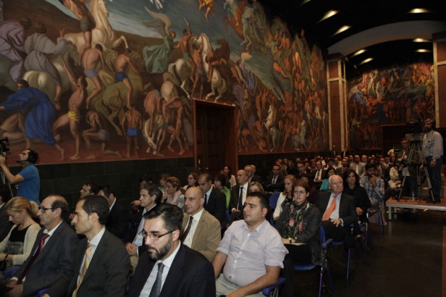 Charla de Peter Gruss, Presidente de la Sociedad Max Plank, Premio Prncipe de Asturias de Cooperacin Internacional 2013