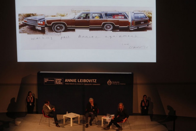 La fotgrafa Annie Leibovitz, Premio Prncipe de Asturias de Comunicacin y Humanidades, visita el Centro Niemeyer en Avils