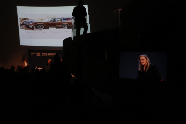 La fotgrafa Annie Leibovitz, Premio Prncipe de Asturias de Comunicacin y Humanidades, visita el Centro Niemeyer en Avils