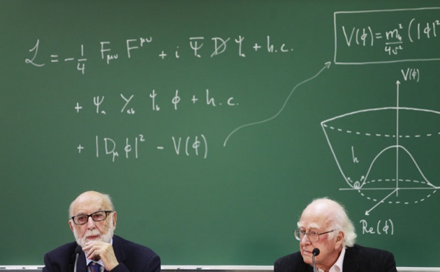 Higgs, Englert y el CERN, con los estudiantes asturianos