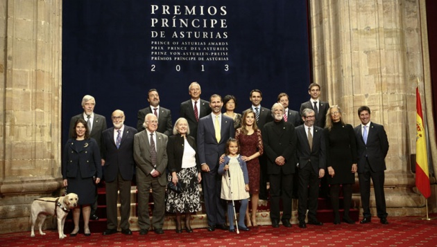 Recepcin de los Prncipes a los premiados con los Premios Prncipe de Asturias 2013