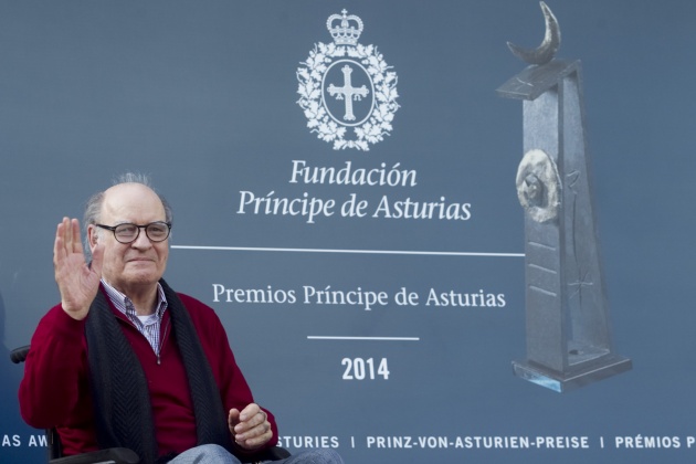 Llegada de Quino, Premio Prncipe de Asturias de Comunicacin y Humanidades