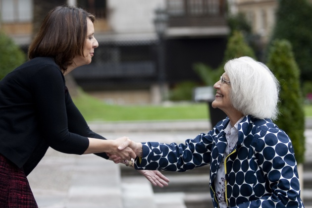 Llegada de Harriet Fulbright al Reconquista, viuda de James William Fulbright, creador del programa que lleva su nombre y galardonado con el Premio Prncipe de Asturias de Cooperacin Internacional