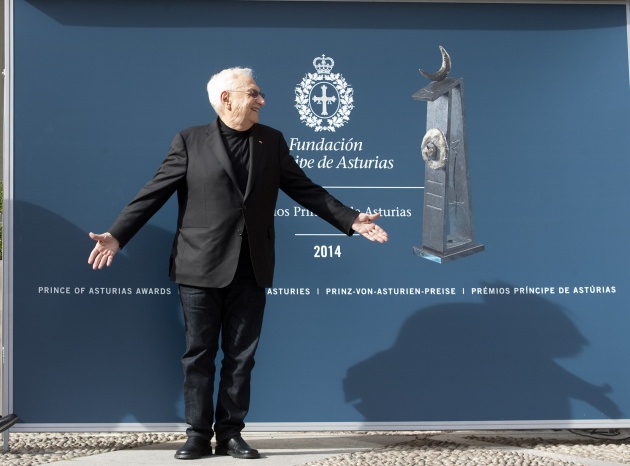 Llegada a Oviedo de Frank O. Gehry, Premio Prncipe de las Artes 2014