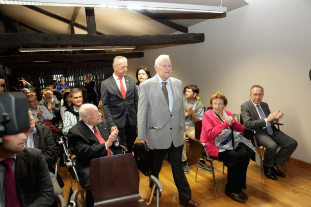 Joseph Prez, Premio Prncipe de Asturias de las Ciencias Sociales, visita Villaviciosa y Tazones