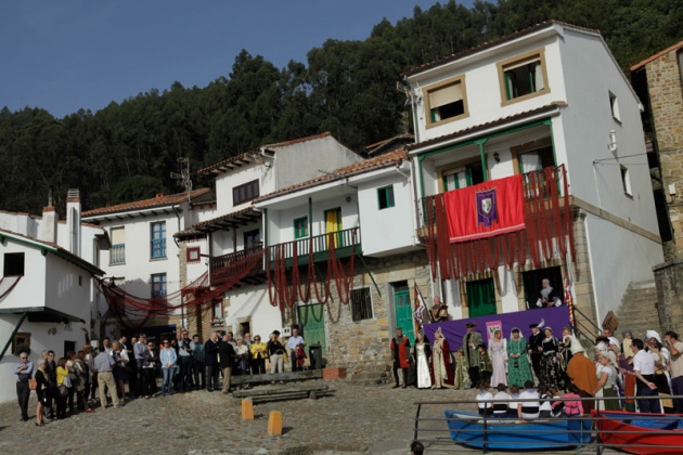 Joseph Prez, Premio Prncipe de Asturias de las Ciencias Sociales, visita Villaviciosa y Tazones