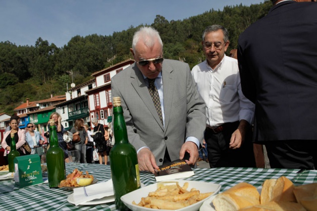 Joseph Prez, Premio Prncipe de Asturias de las Ciencias Sociales, visita Villaviciosa y Tazones