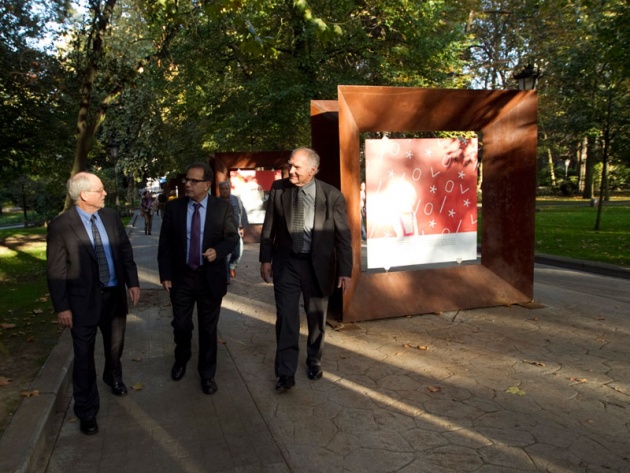 Diseadores grficos de la regin interpretan en Oviedo los hallazgos de Stucky, Davis y Corma