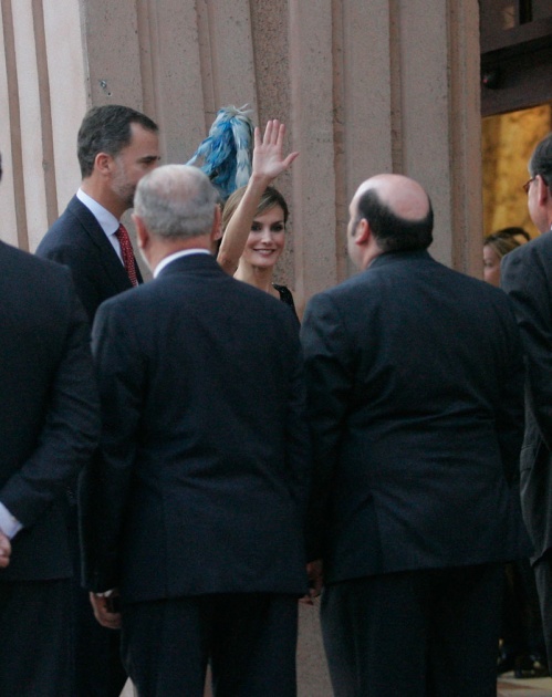 Llegada de los Reyes a Oviedo para la entrega de los Premios "Prncipe de Asturias" 2014