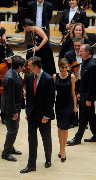 Llegada de los Reyes a Oviedo para la entrega de los Premios "Prncipe de Asturias" 2014